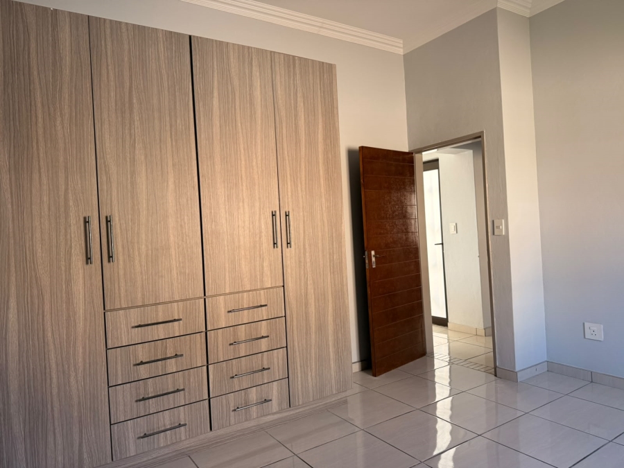 3 Bedroom Property for Sale in Geelhoutpark North West